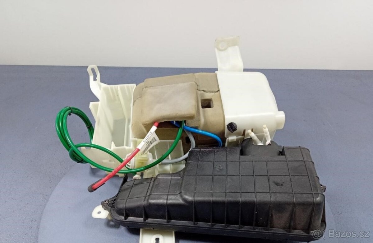 Mercedes W221 PUMPA VZDUCH.INTERIER.INFO V TEXTU.