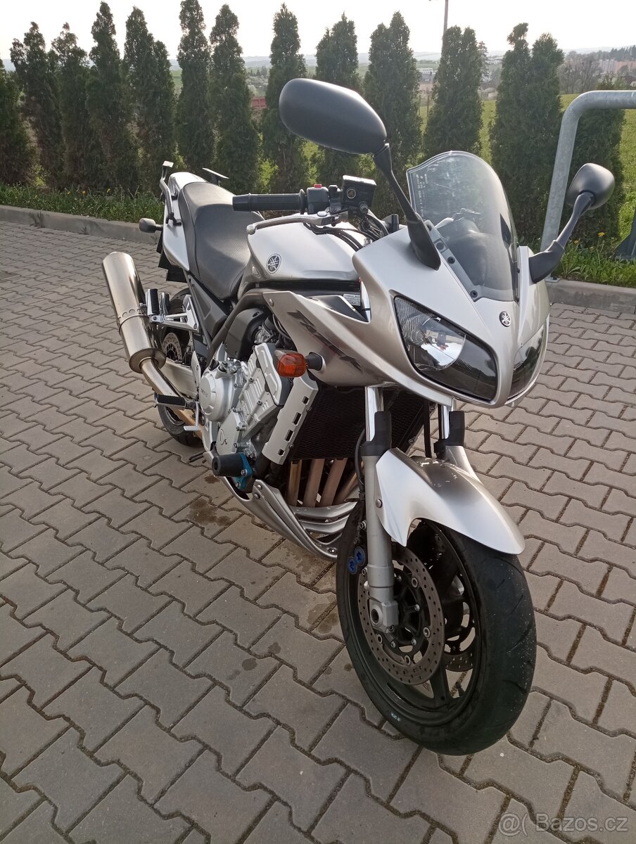 Yamaha FZS 1000 Fazer