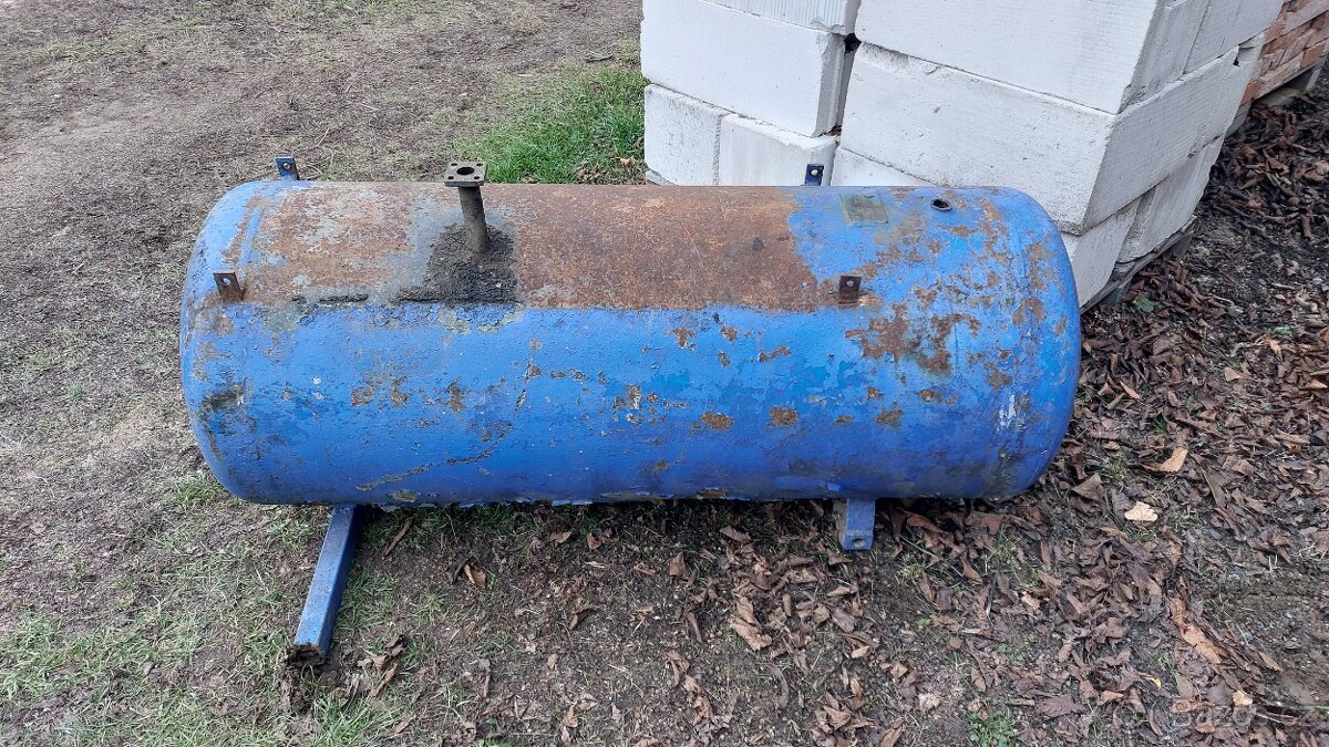 Tlaková nádoba 300 l
