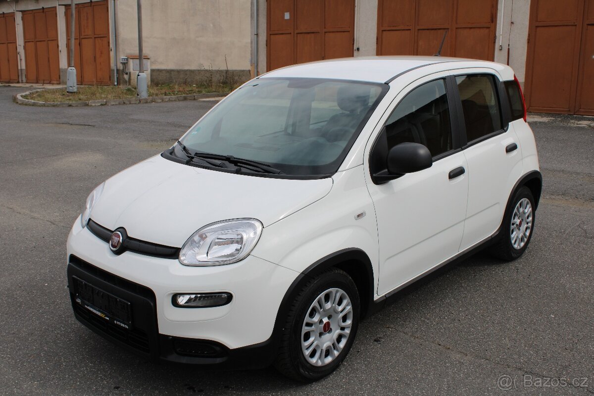 Fiat Panda 1.0 Hybrid 2022 1.Majitel DAB Radio Nové STK