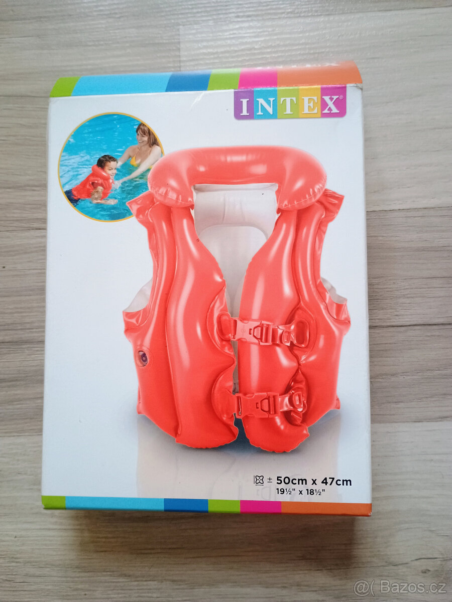 Dětská nafukovací vesta Intex červená