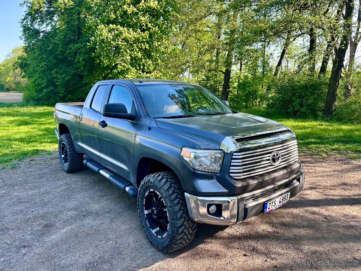 Toyota TUNDRA 4.6 - V8 , 234kW, 4x4.