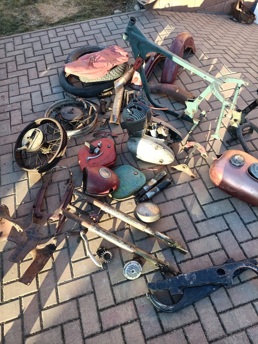 Jawa 350 půlbuben