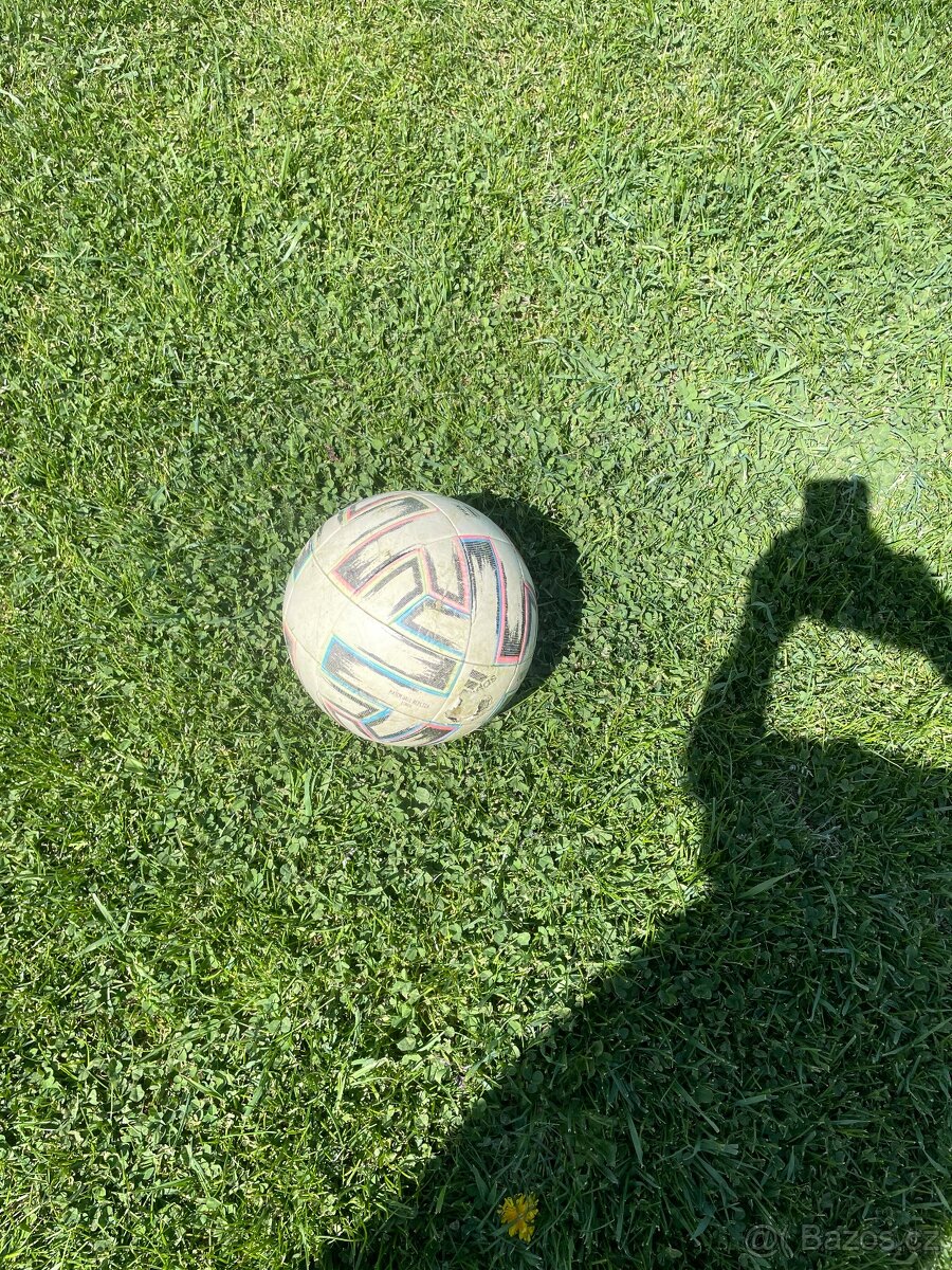 Fotbalovy mic adidas