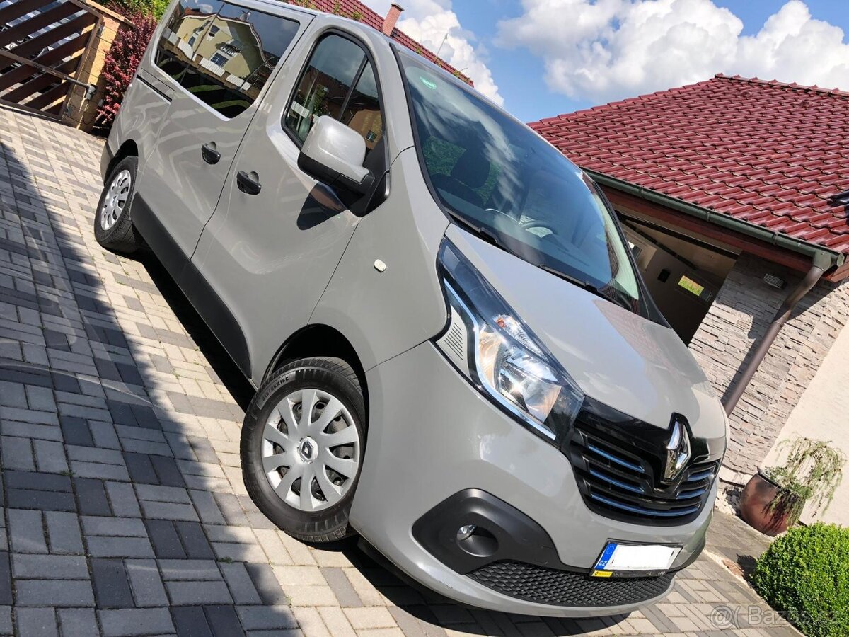 Renault Trafic 133tis.km 2019-89Kw-9 míst-ČR-1 majitel-DPH