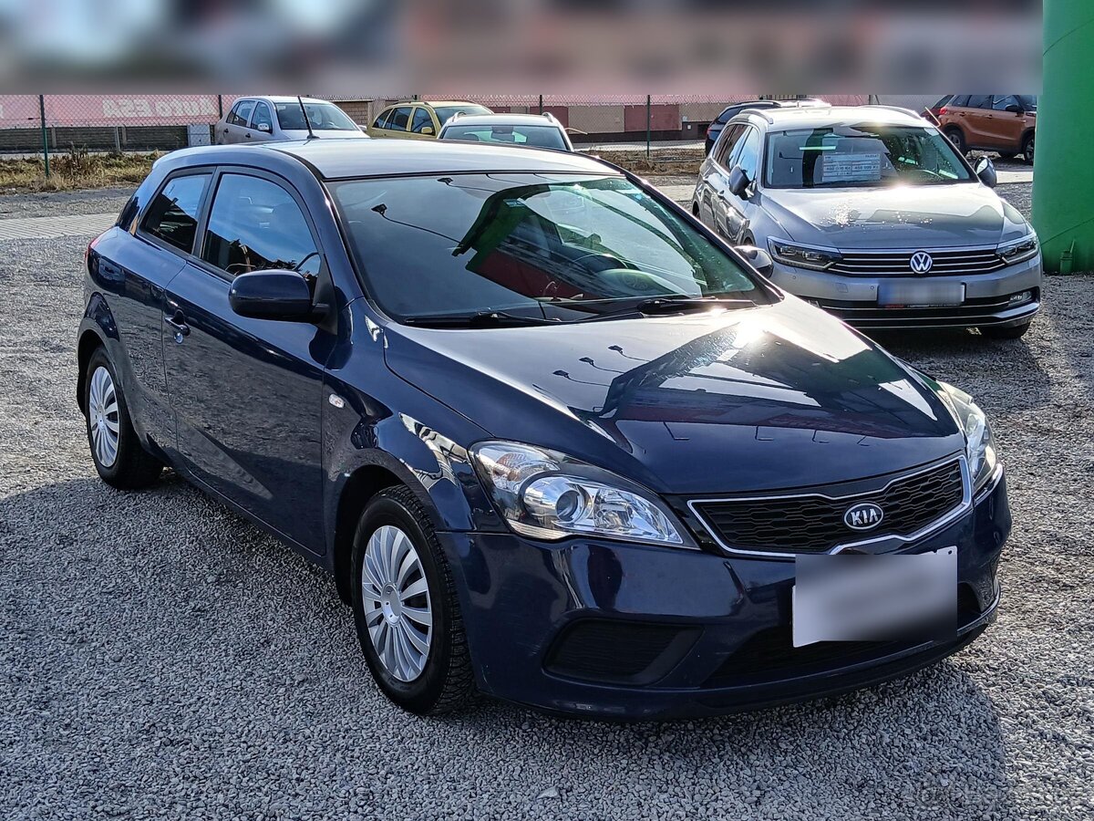 Kia Ceed 1.6i , 91 kW benzín, 2012