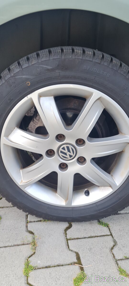 Prodám originální VW alu kola, nové zimní obutí