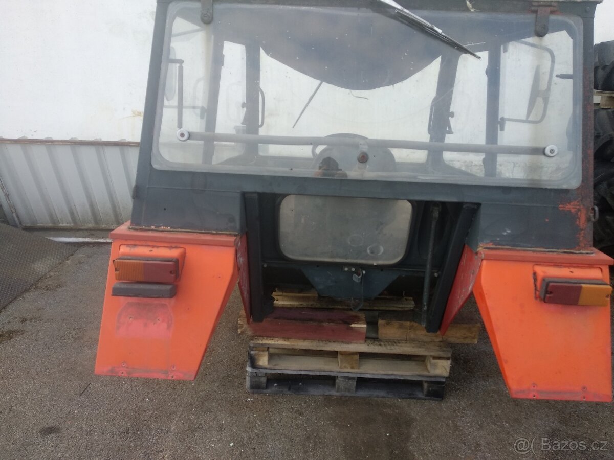 Kabina Zetor 5211-7745......