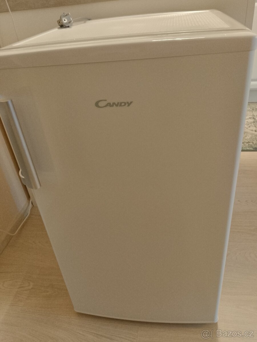Mrazák Candy 64litrů