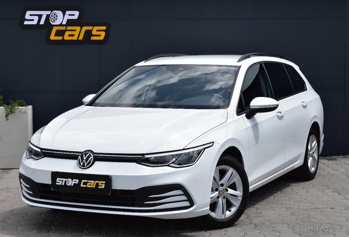 Volkswagen Golf 1.5 eTSI DSG TAŽNÉ ACC WEBASTO DPH