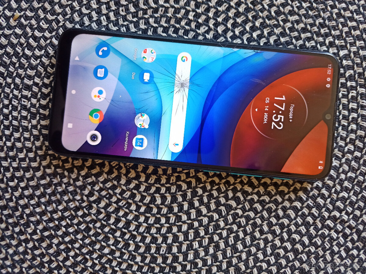 Motorola E7 power