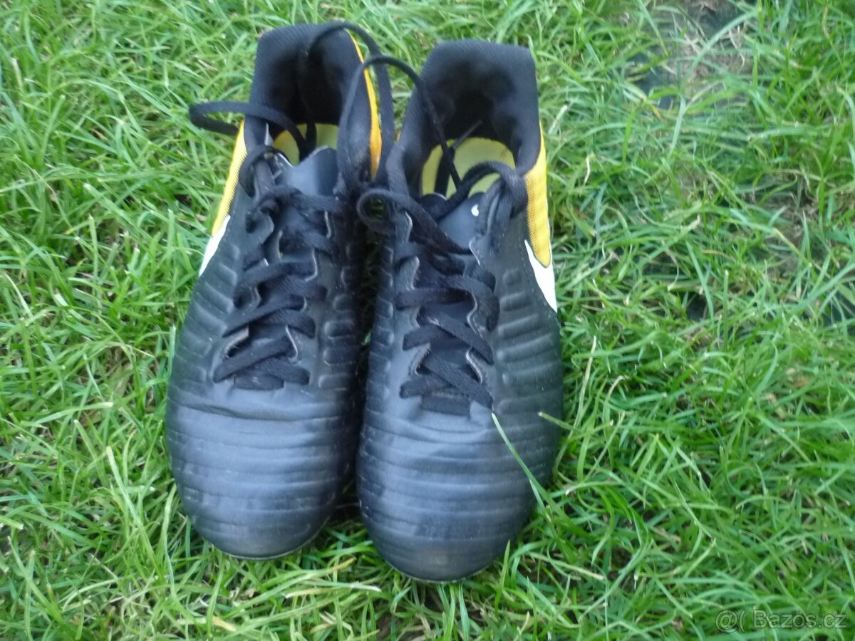 Kopačky NIKE 36,5