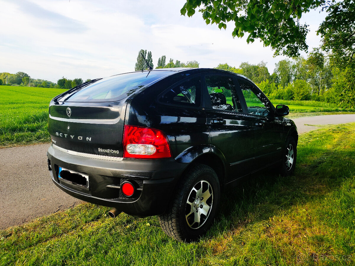 SsangYong Actyon 2.0 XDi,4x4,137tis.km,motor MADE IN GERMANY