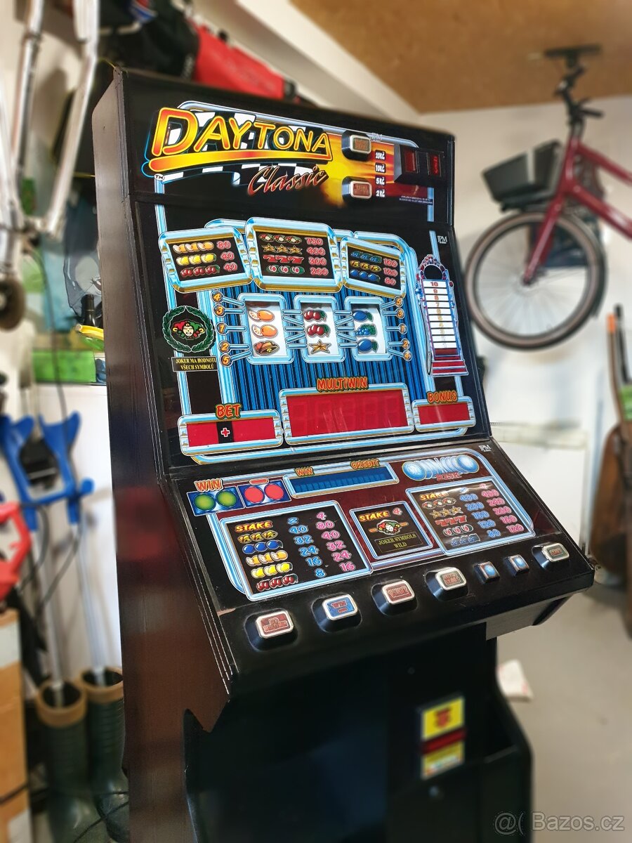 Výherní automat Daytona Classic