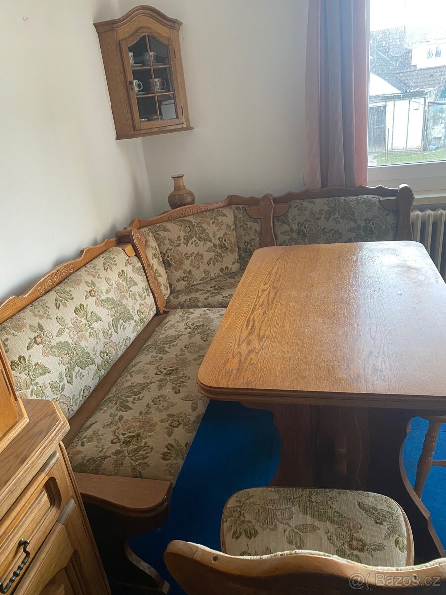 RUSTIKÁLNÍ ROHOVÝ JÍDELNÍ SET