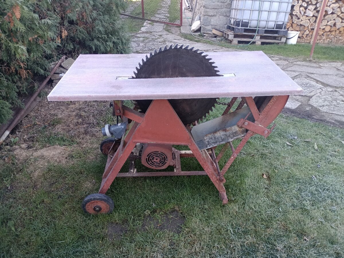 Cirkulárka s kolíbkou