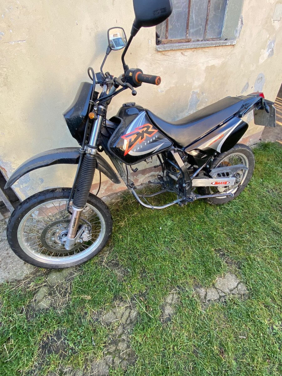 Suzuki DR 650 SE - Na opravu, na díly