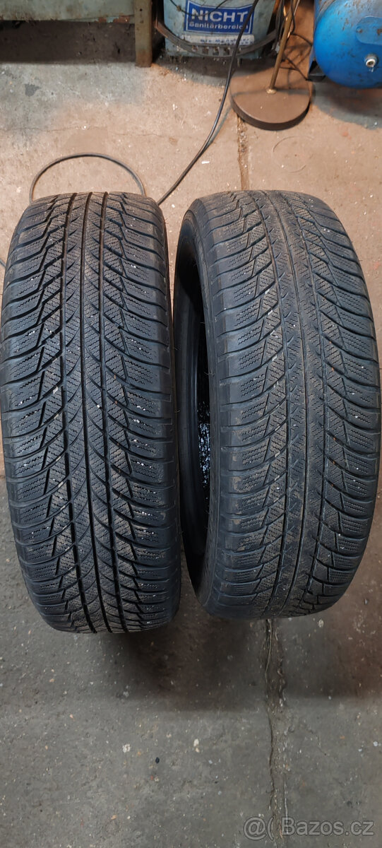 2 zimní pneumatiky BRIDGESTONE 215/65R17 99H 7,00mm