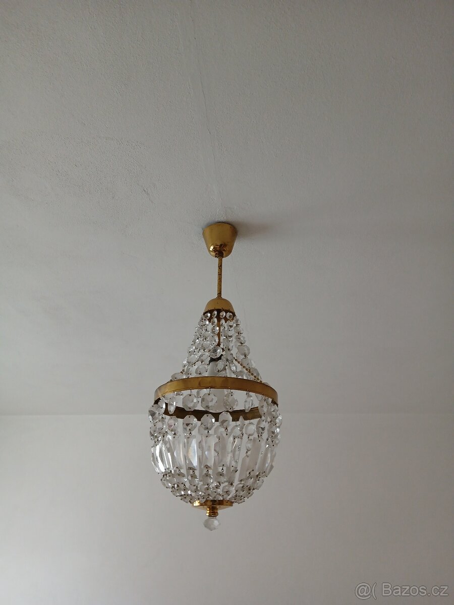 Lustr křišťálový