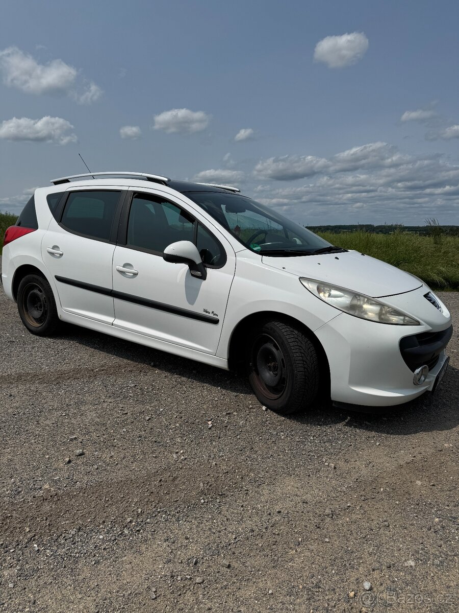 Peugeot 207 SW - nová STK do 06/2027, ihned k odběru