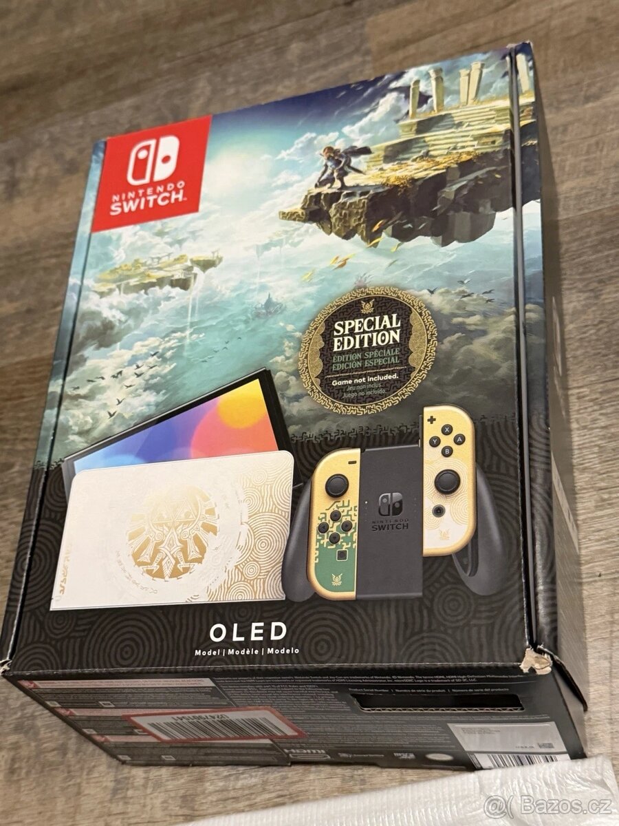 Nintendo Switch OLED - The Legend of Zelda edice