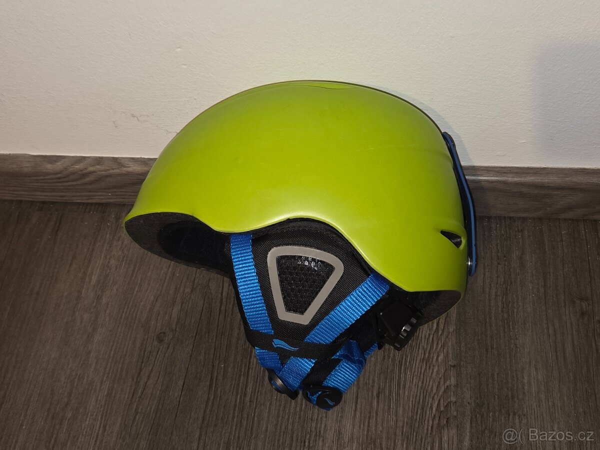 dětská lyžařská helma