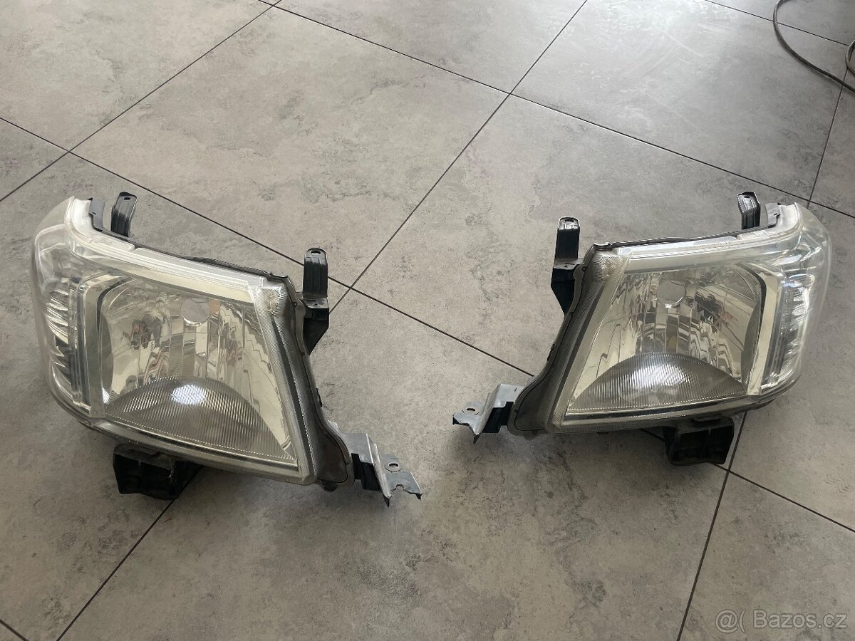 Hilux 2014 světla