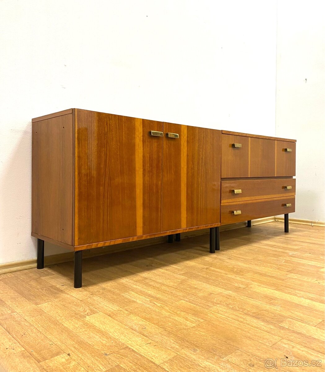 Komody retro 60. léta Interiér