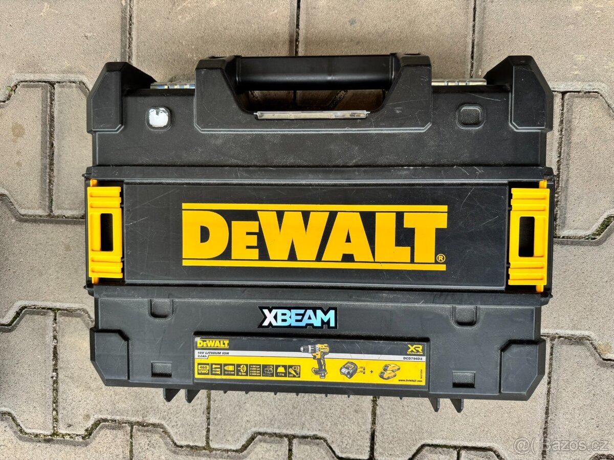 Box na nářadí Dewalt
