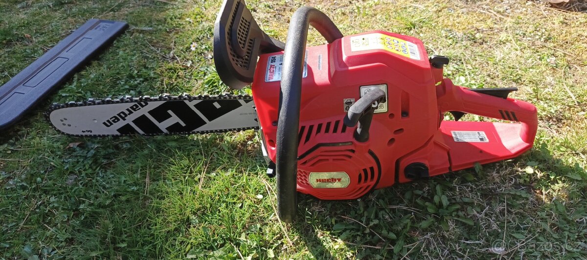 Nová Benzínová řetězová pila - HECHT 954 R
