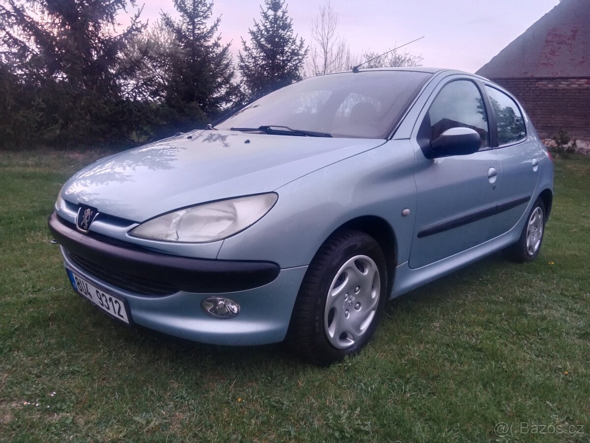 Peugeot 206 1.4 r.v. 2002