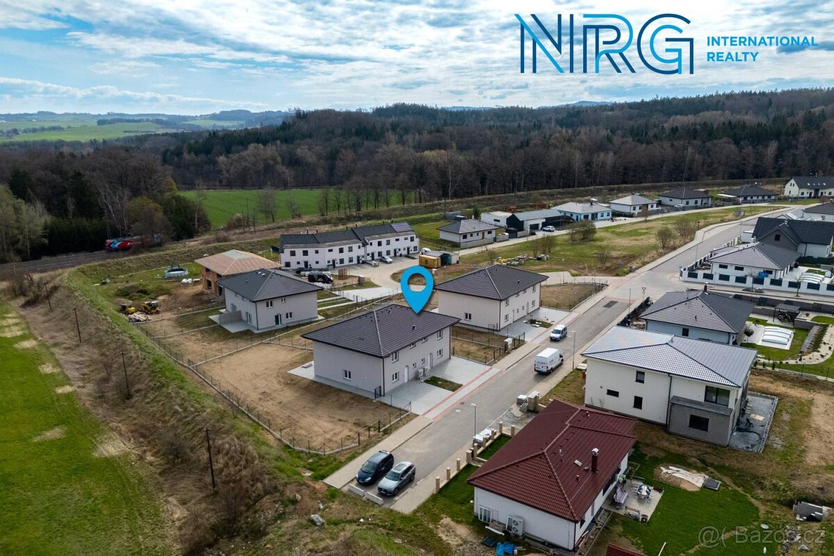 Prodej novostavby, 5+kk, pozemek 640 m2, Mariánovice