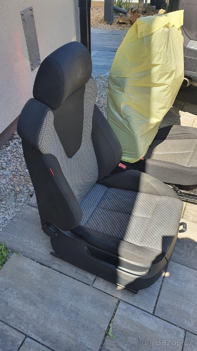Sedačky Seat Leon 1P