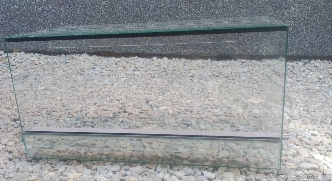 Terarium 100x50x50 Nové terarium .Vhodné pro agamy, želvy ha