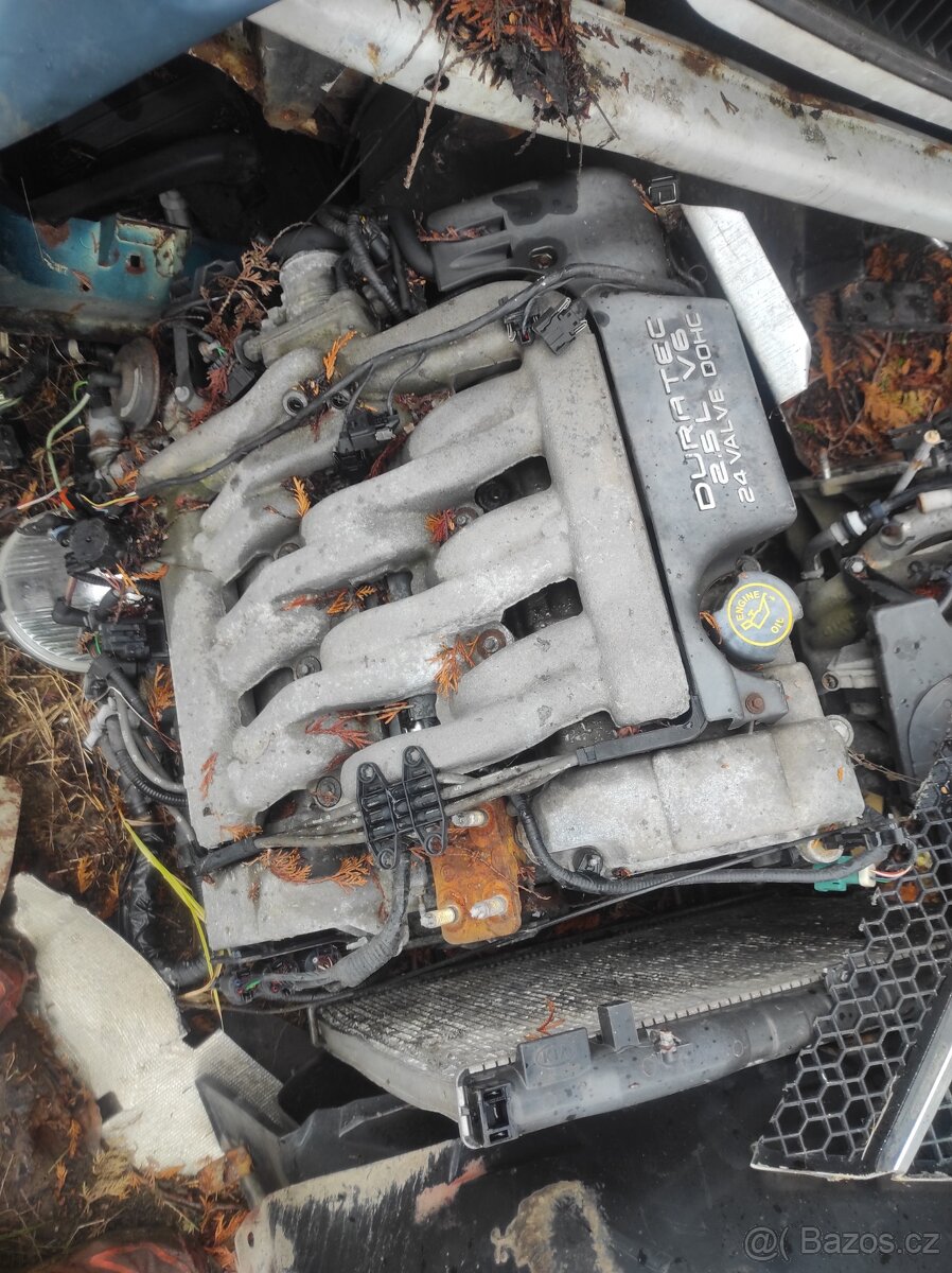 Motor V6 Ford cougar