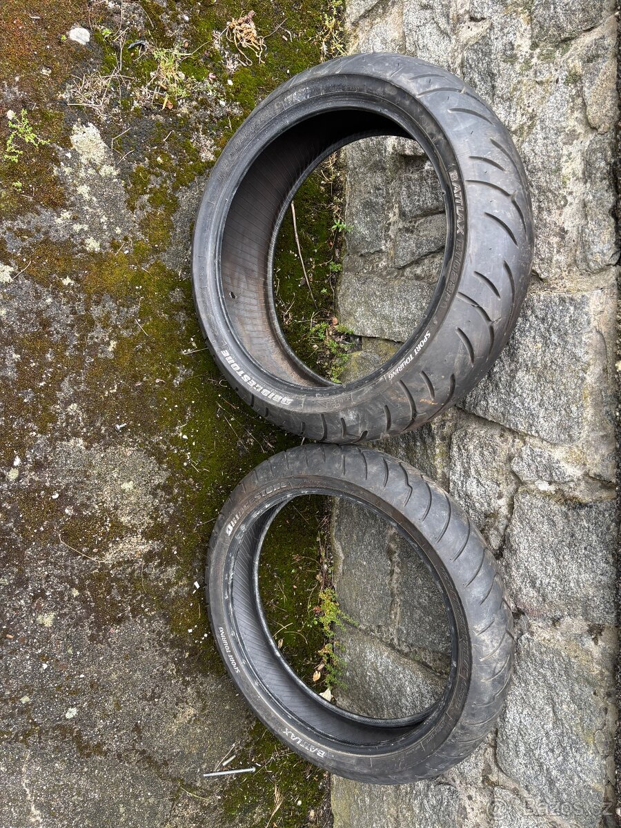 Pneu Bridgestone Battlax Bt023 120/70/17 a 190/50/17