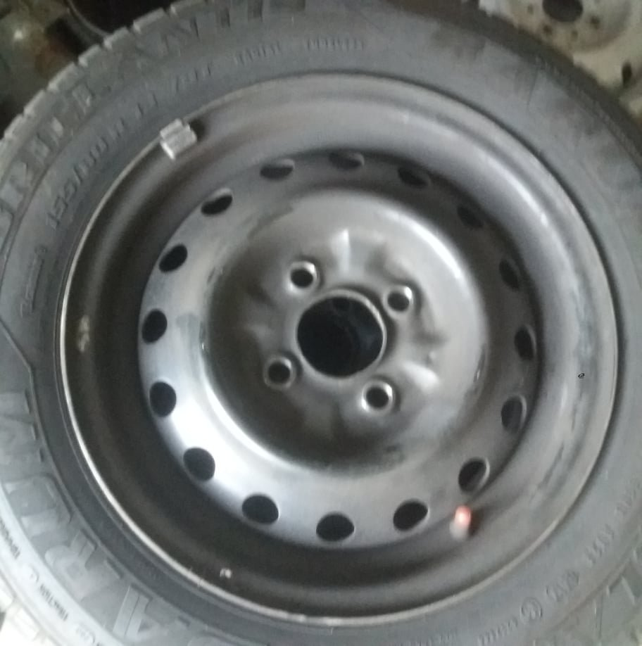 4x disk 13´´ Nissan Sunny 4x100