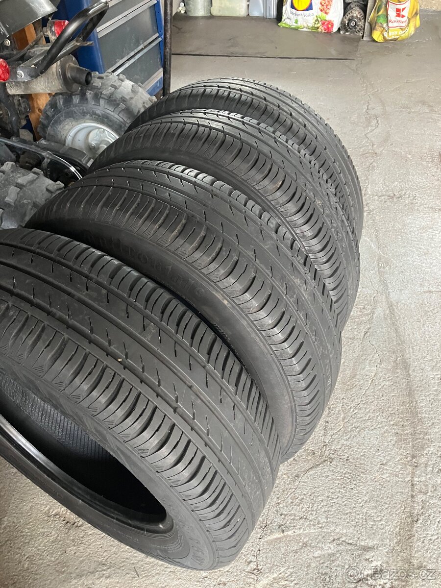 Pneu 185/65/15