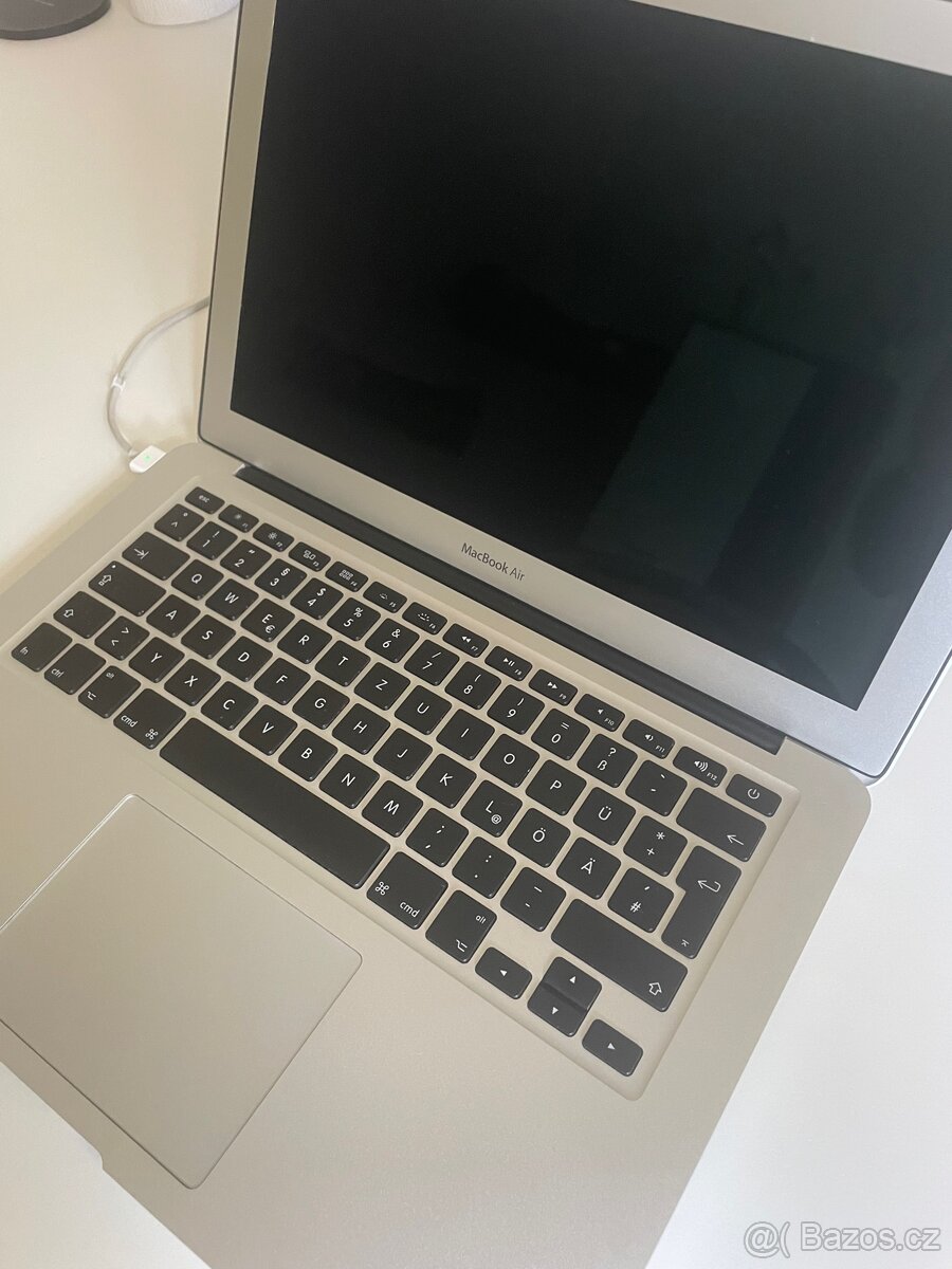 Apple MacBook Air