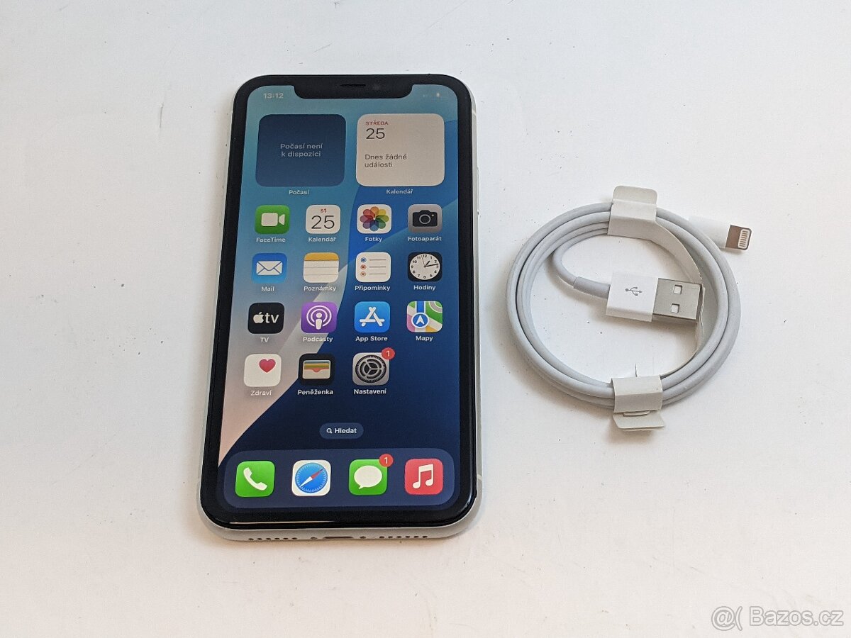 iPhone 11 64gb white. Dobru stav. Baterie 87%. Záruka 6 měs.
