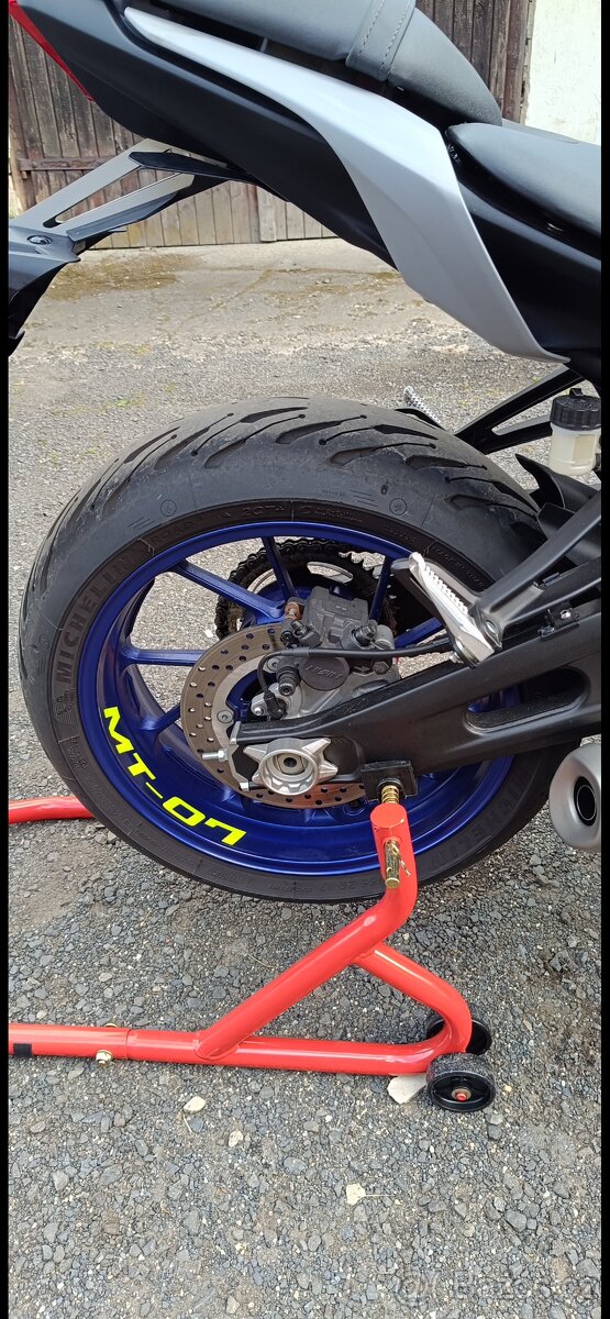 Yamaha MT07