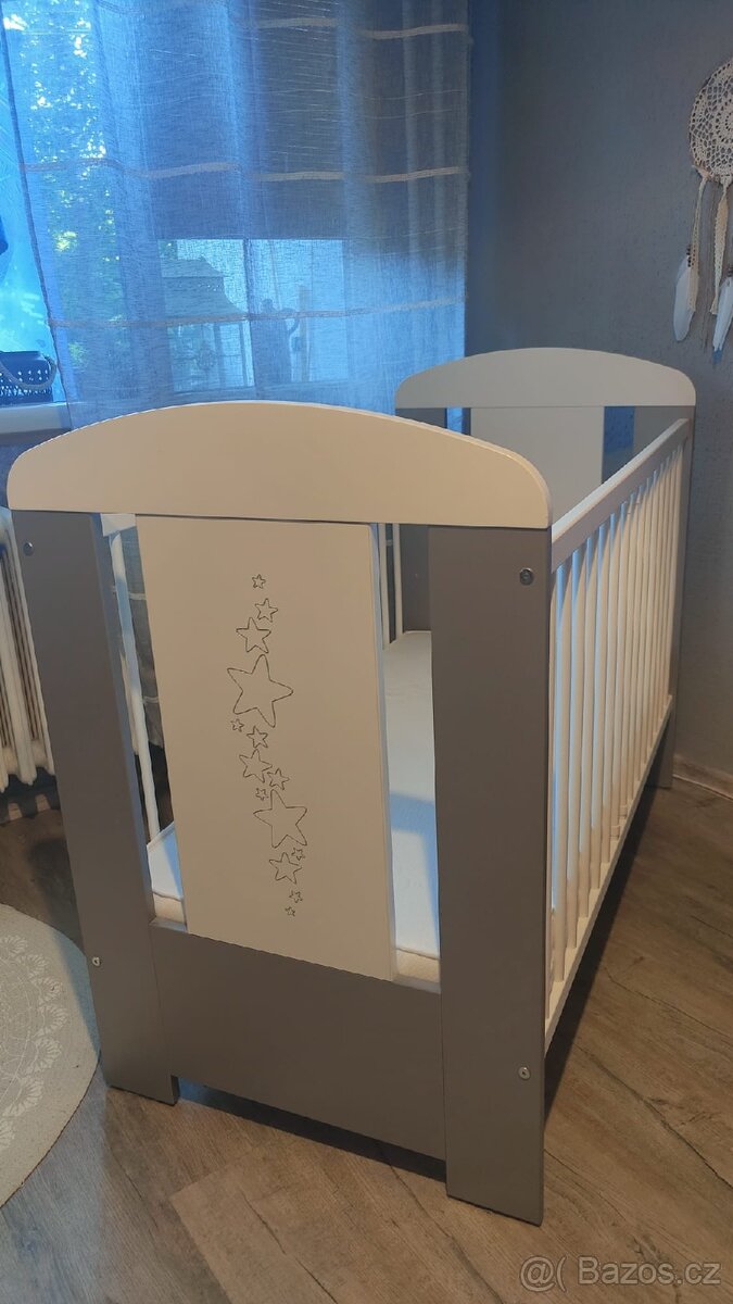 Dětská postýlka