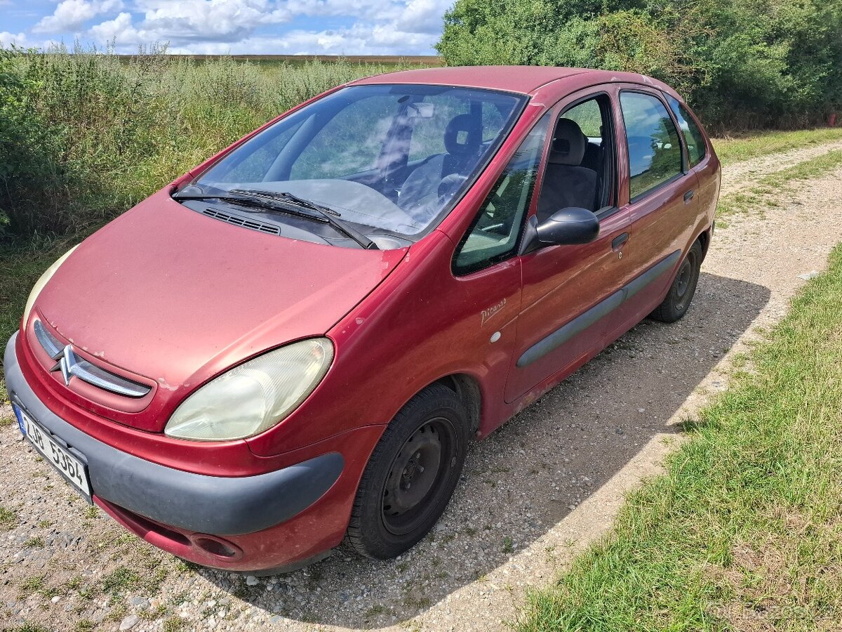 Citroën xsara picasso 1,8 benzín