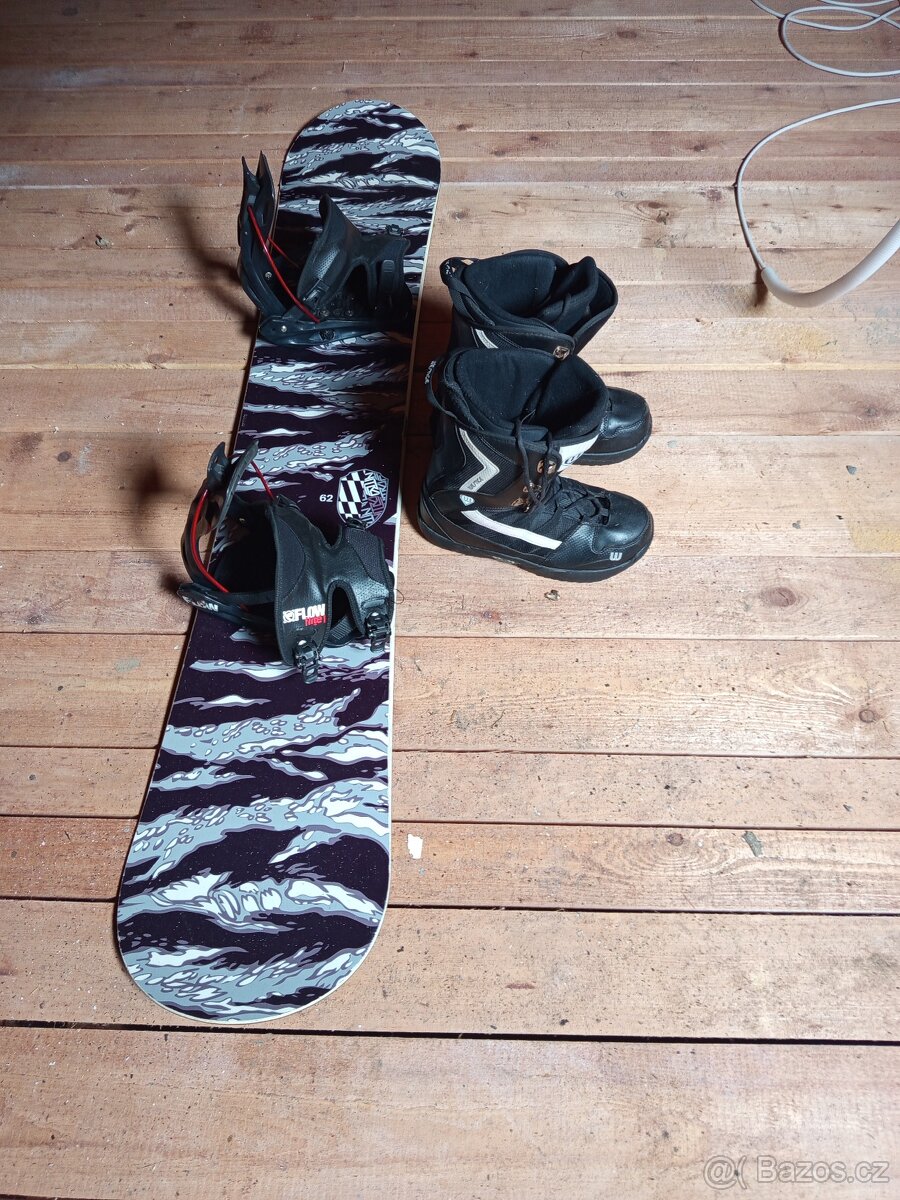 Snowboard