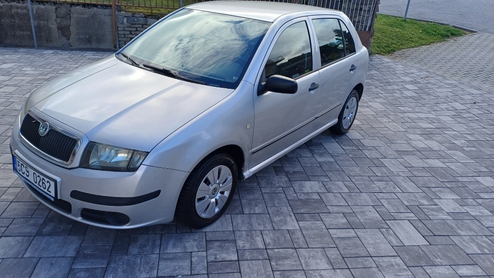 škoda fabia 1.2 htp ( velmi slusny stav )