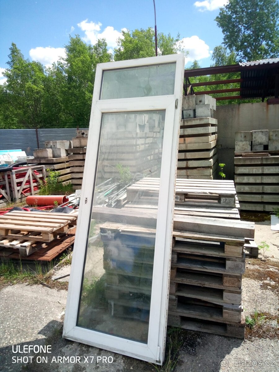 Plastové balkonové dveře