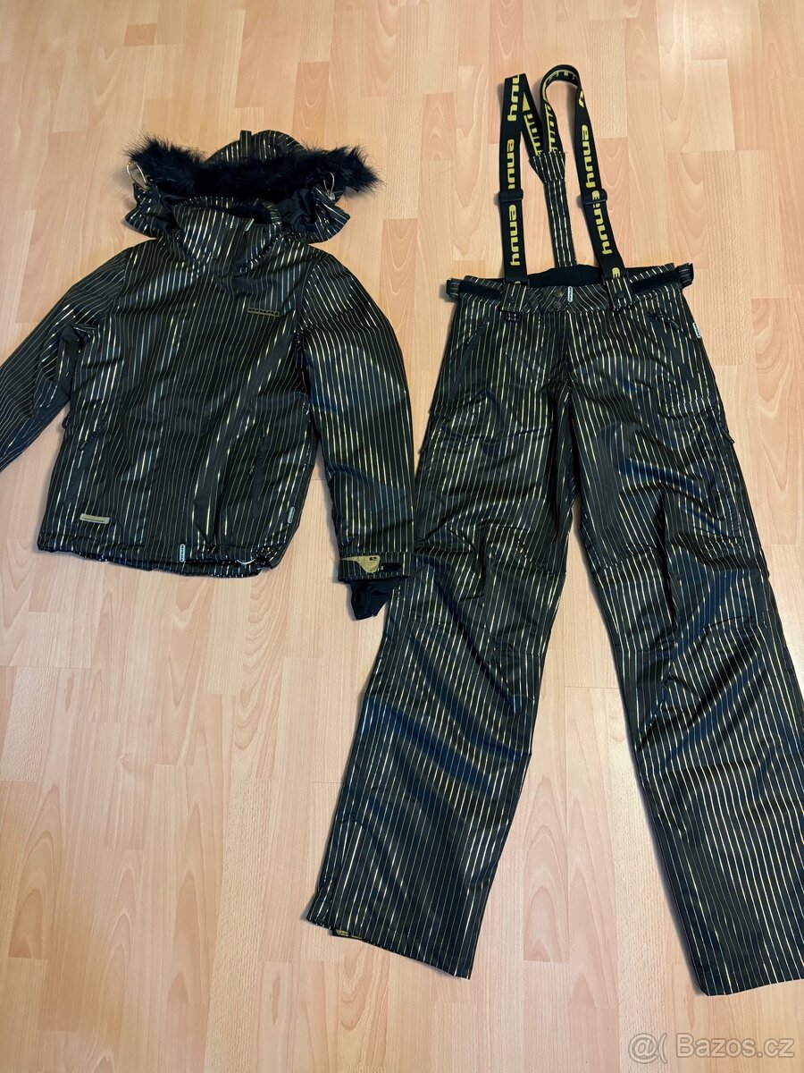 Dámská lyžařská luxusní kombinéza vel.34