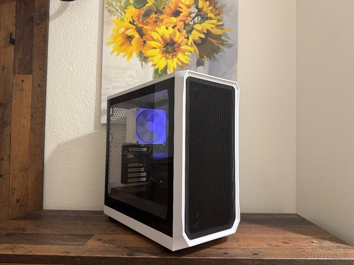 PC 33 Fractal Design Focus 2 TG White