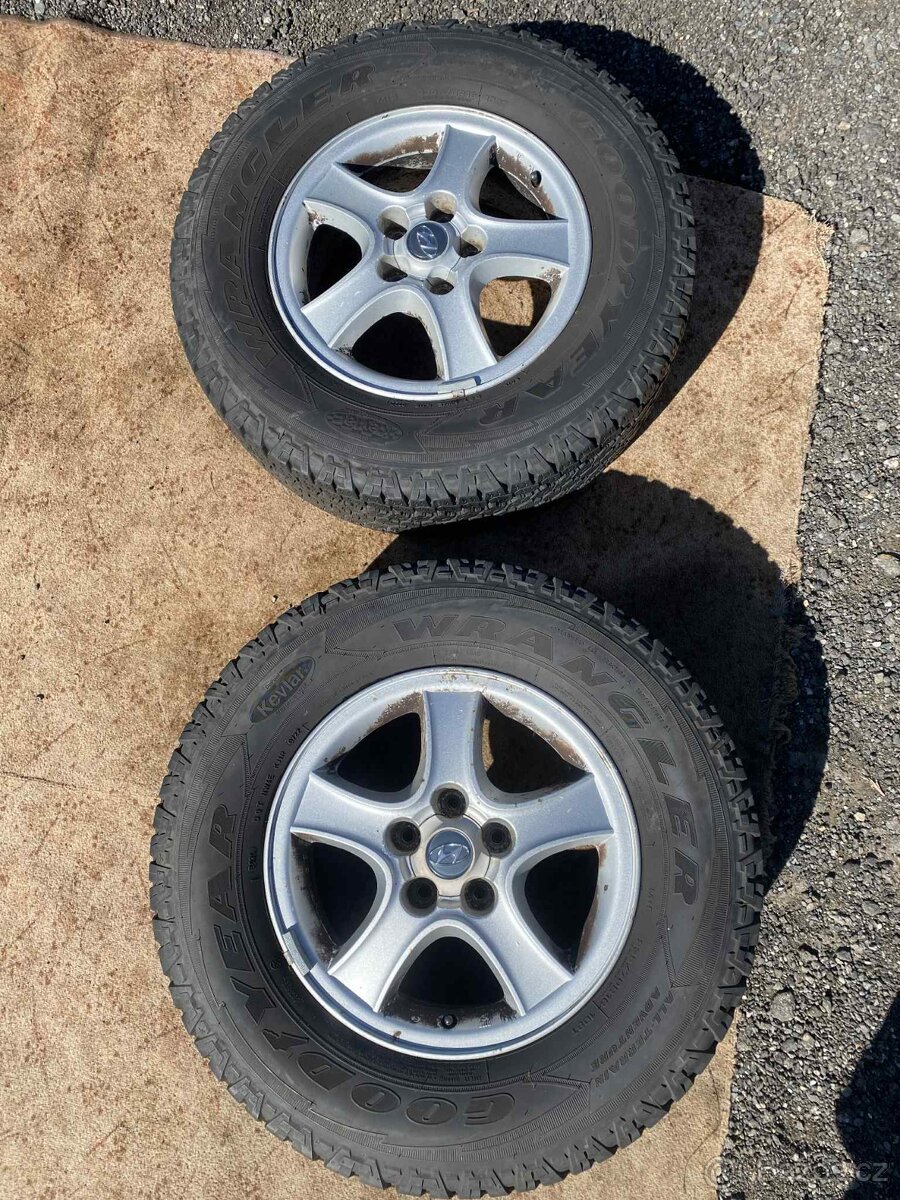 Prodám originální alu kola Hyundai Santa Fe 16"