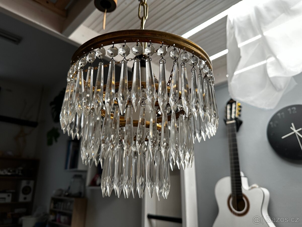 Křišťálový lustr